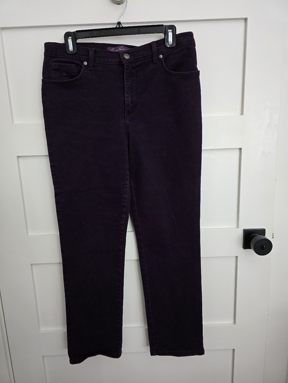 Gloria Vanderbilt Size 12P Dark Purple Jeans EUC